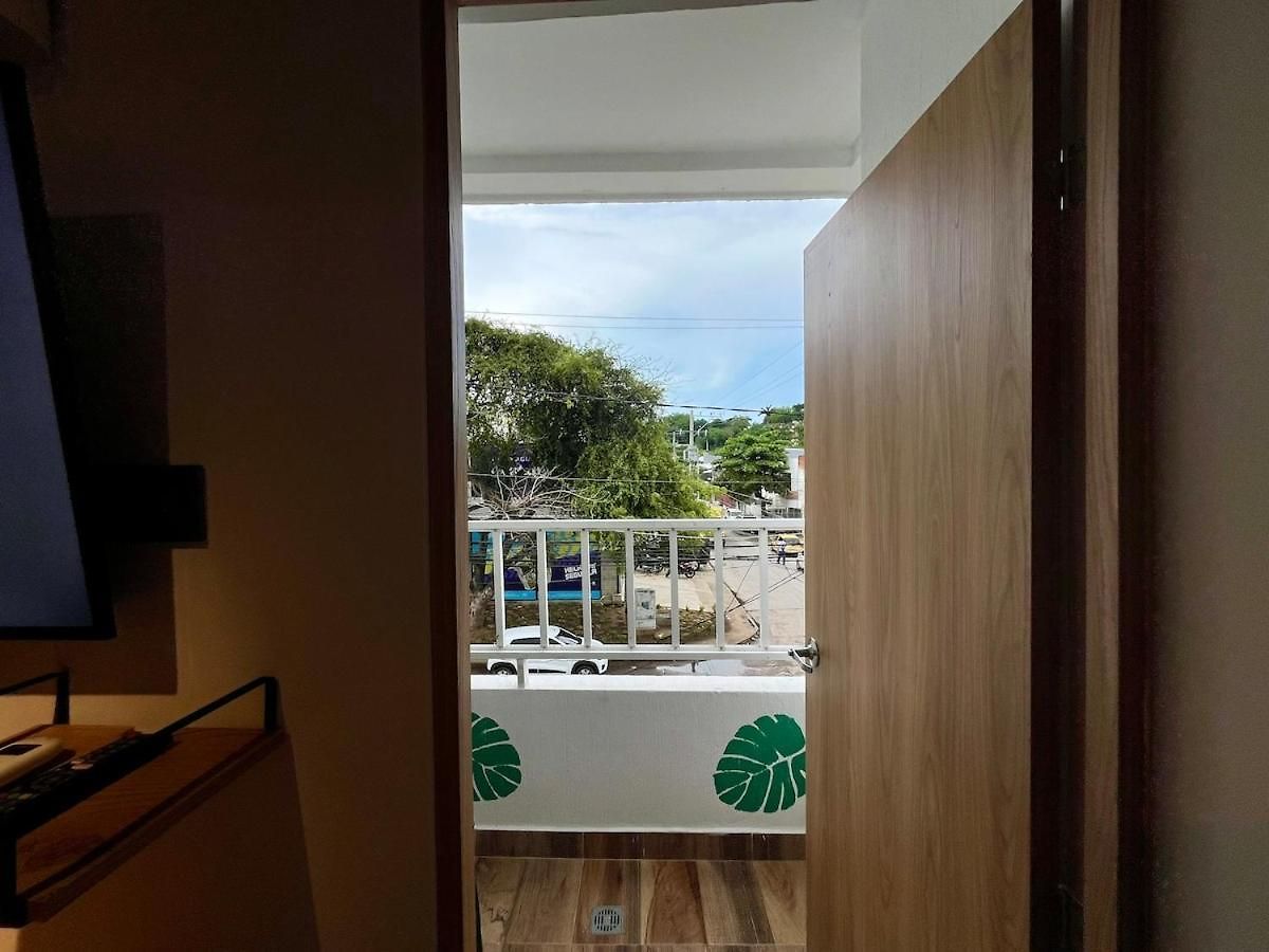 Fancy With Balcony Near Old Town Apartamento *