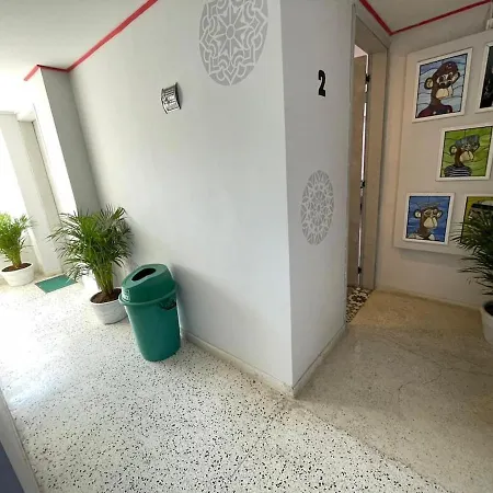 Apartment Fancy With Balcony Near Old Town *