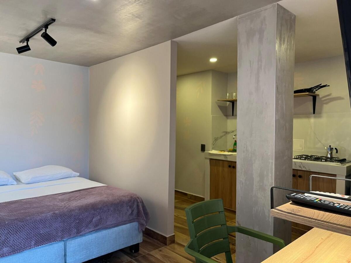 Fancy With Balcony Near Old Town Apartamento *