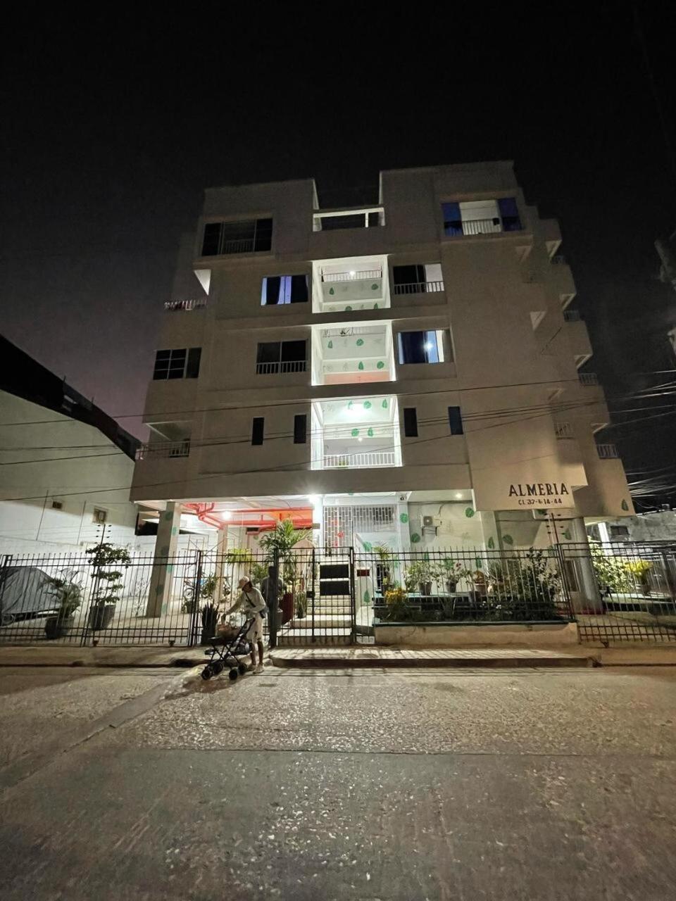 Fancy With Balcony Near Old Town * Cartagena